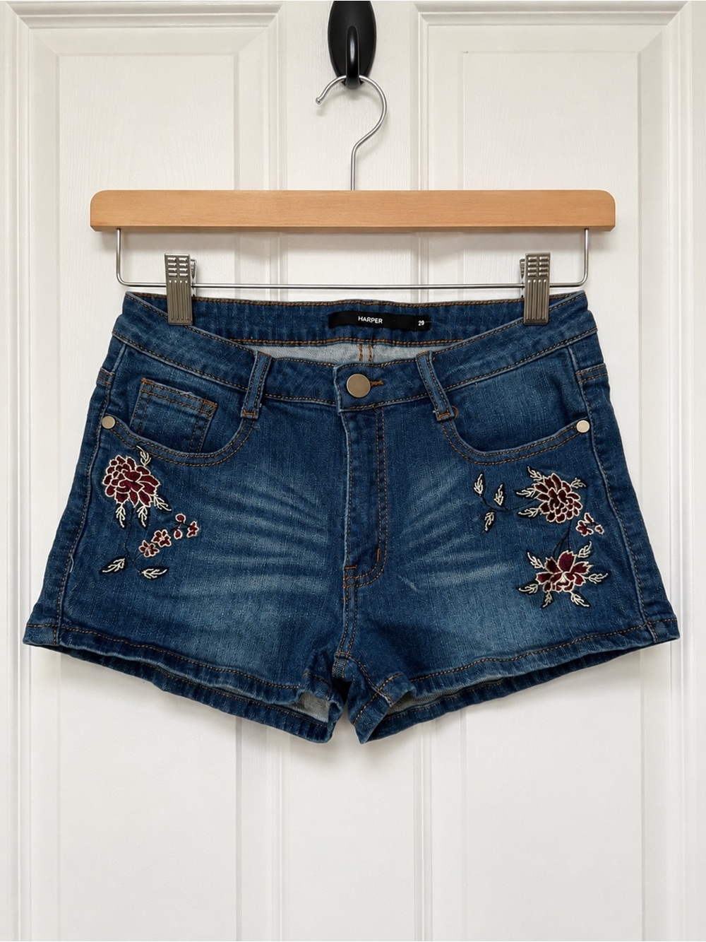Harper Women’s Denim Shorts Size 29 Floral Embroidered Stretch Jean Shorts